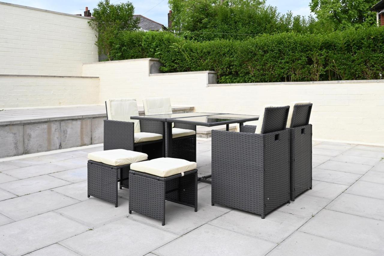 Sleek And Stylish 3 Bed In Bolton - Garden - Parking Villa Luaran gambar